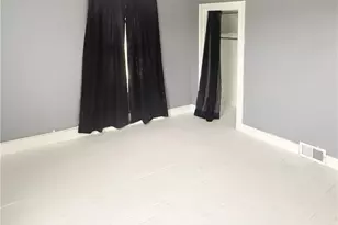 389 Webster St, Rochester, PA 15074 - Photo 17