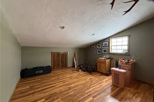 705 Sheep Rdg Dr, Somerset Township, PA 15501 - Photo 35