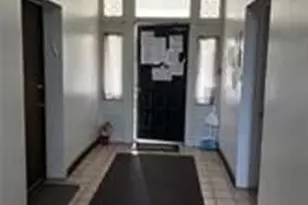 5807 Bartlett St, Pittsburgh, PA 15217 - Photo 5