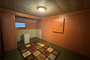 88 Columbia Ave, Center Township-Homer City, PA 15748 - Photo 13