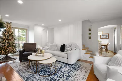 104 Seneca Dr, Pittsburgh, PA 15228 - Photo 7