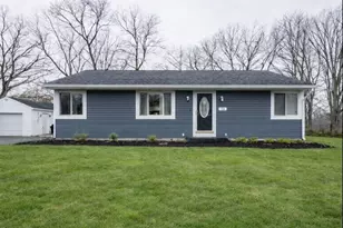 114 Dolphin Dr, Twp of But SE, PA 16002 - Photo 1