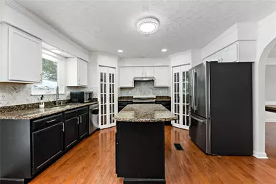 3360 Lenox Dr, Indiana Township, PA 15238 - Photo 9