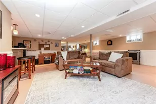 252 Leawood Dr, Neshannock Township, PA 16105 - Photo 45