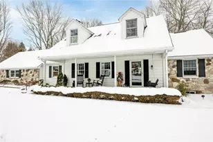 252 Leawood Dr, Neshannock Township, PA 16105 - Photo 3