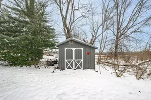 252 Leawood Dr, Neshannock Township, PA 16105 - Photo 9