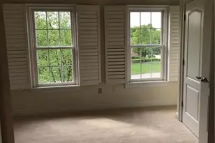 305 Scenic Ct, Moon/Crescent Twp, PA 15108 - Photo 15