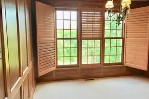 305 Scenic Ct, Moon/Crescent Twp, PA 15108 - Photo 11