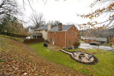 912 Country Club Dr, Pittsburgh, PA 15228 - Photo 27