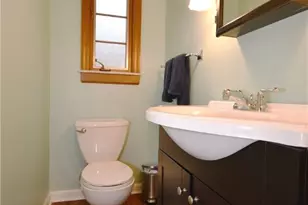 912 Country Club Dr, Pittsburgh, PA 15228 - Photo 13