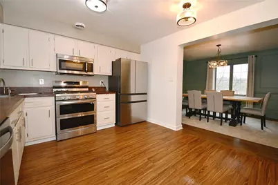 912 Country Club Dr, Pittsburgh, PA 15228 - Photo 7