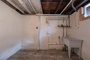 1648 Pierce St, South Strabane, PA 15301 - Photo 33