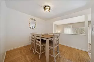 206 Falls Village Rd, Pittsburgh, PA 15239 - Photo 9