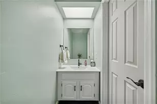 206 Falls Village Rd, Pittsburgh, PA 15239 - Photo 13