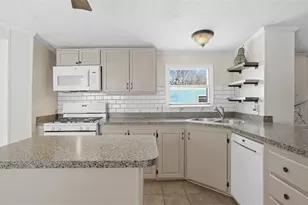 8015 Mercury Dr, Hopewell Township, PA 15001 - Photo 25