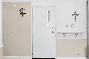 8015 Mercury Dr, Hopewell Township, PA 15001 - Photo 7