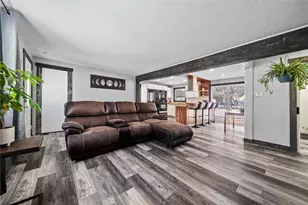 4940 Gardenville Rd, Bethel Park, PA 15236 - Photo 7