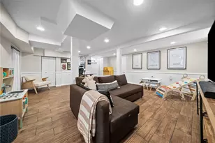 674 Elizabeth St, Bridgeville, PA 15017 - Photo 41