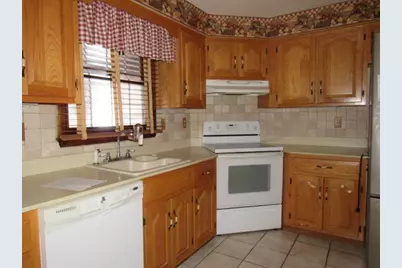 13 Meadow Drive, Greensburg, PA 15601 - Photo 7