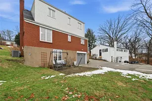 111 Rockingham Rd, Pittsburgh, PA 15238 - Photo 31