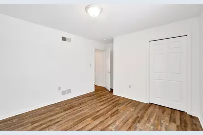 413 Stewart Ln #23-C, Liberty Township, PA 16127 - Photo 25