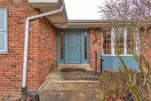 105 Lynn Ann Dr, Pittsburgh, PA 15068 - Photo 7