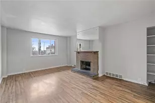 200 Moye Pl, Pittsburgh, PA 15210 - Photo 3