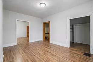 200 Moye Pl, Pittsburgh, PA 15210 - Photo 17