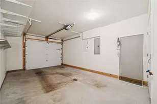 504 Sunview Cir, Derry Township, PA 15650 - Photo 29