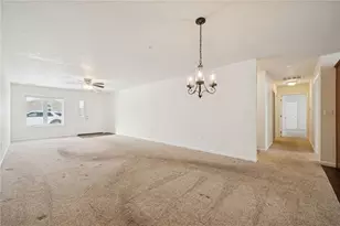 504 Sunview Cir, Derry Township, PA 15650 - Photo 11