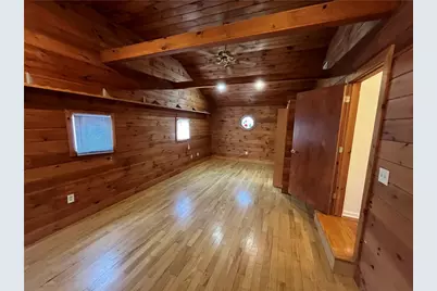 304 Woodland Ave, Grove City Boro, PA 16127 - Photo 11