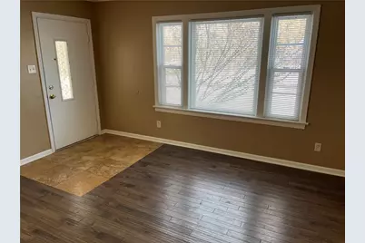 304 Woodland Ave, Grove City Boro, PA 16127 - Photo 5