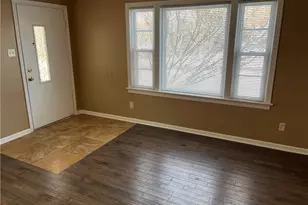 304 Woodland Ave, Grove City Boro, PA 16127 - Photo 5