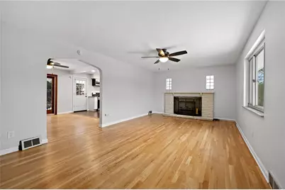 812 Parkway Ave, Pittsburgh, PA 15235 - Photo 3