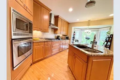 518 Farndale Rd, Pittsburgh, PA 15238 - Photo 9