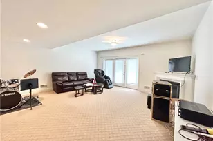 518 Farndale Rd, Pittsburgh, PA 15238 - Photo 33