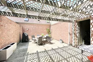 518 Farndale Rd, Pittsburgh, PA 15238 - Photo 17