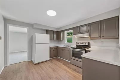 359 Meadow Spring Rd, Unity Township, PA 15650 - Photo 13