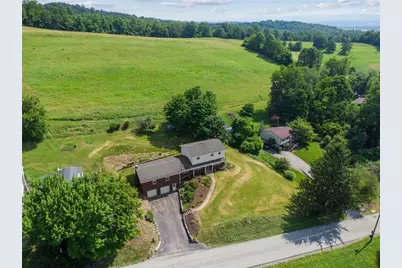 359 Meadow Spring Rd, Unity Township, PA 15650 - Photo 5