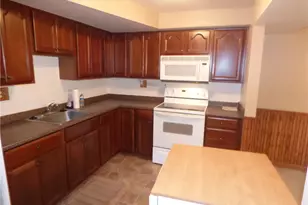 3670 Allendale Cir, Pittsburgh, PA 15204 - Photo 5