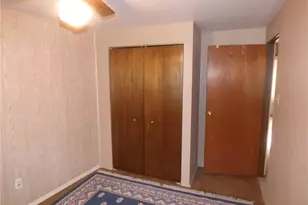 3670 Allendale Cir, Pittsburgh, PA 15204 - Photo 17