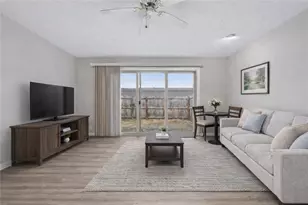 130 Jamestown Ct, Scott Township, PA 15216 - Photo 11