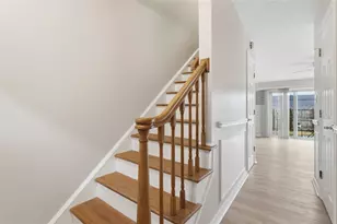 130 Jamestown Ct, Scott Township, PA 15216 - Photo 5