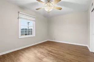 130 Jamestown Ct, Scott Township, PA 15216 - Photo 17