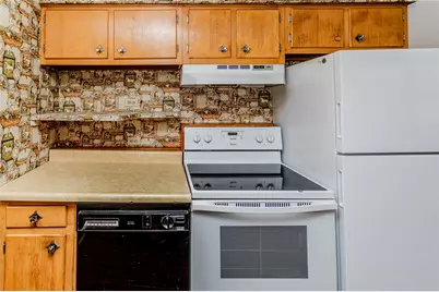 1155 University Dr, Dunbar Township, PA 15431 - Photo 9