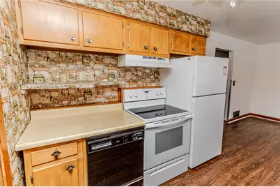 1155 University Dr, Dunbar Township, PA 15431 - Photo 11