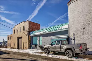 128 N Washington Ave, Greensburg, PA 15601 - Photo 3