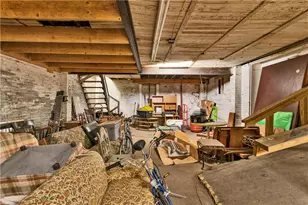 128 N Washington Ave, Greensburg, PA 15601 - Photo 17