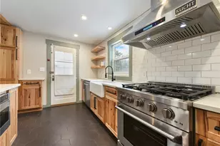 11509 Joan Dr, Pittsburgh, PA 15235 - Photo 15