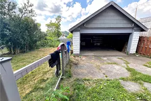 2462 Pioneer Ave, Pittsburgh, PA 15226 - Photo 25